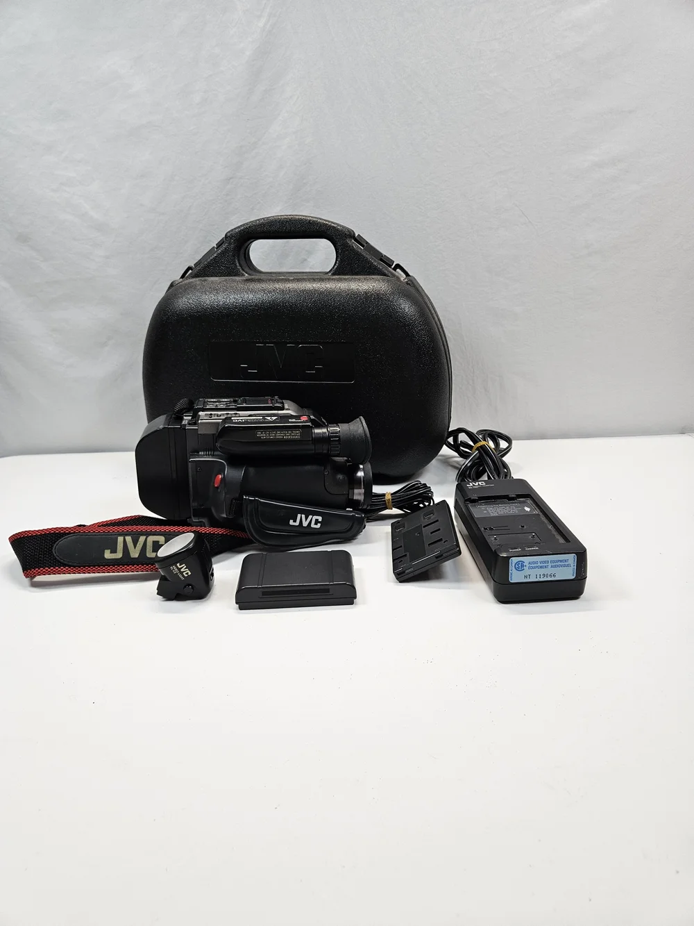 JVC vintage compact
